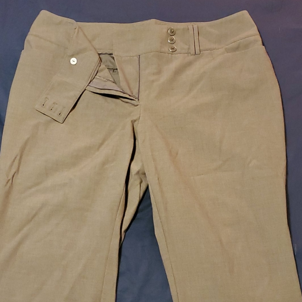 Dress Capris
